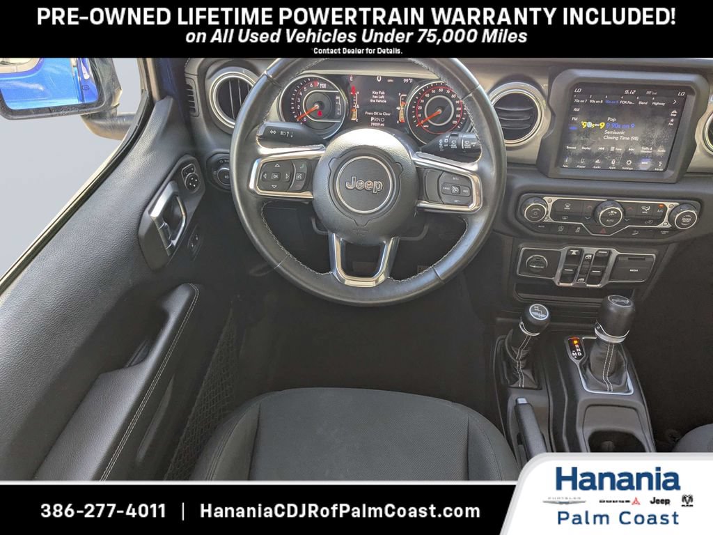 Used 2018 Jeep Wrangler Unlimited Sahara w/ Uconnect 4C Nav & Sound Group AWD/4WD image 15