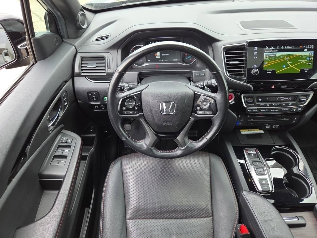 Used 2021 Honda Pilot Black Edition image 4
