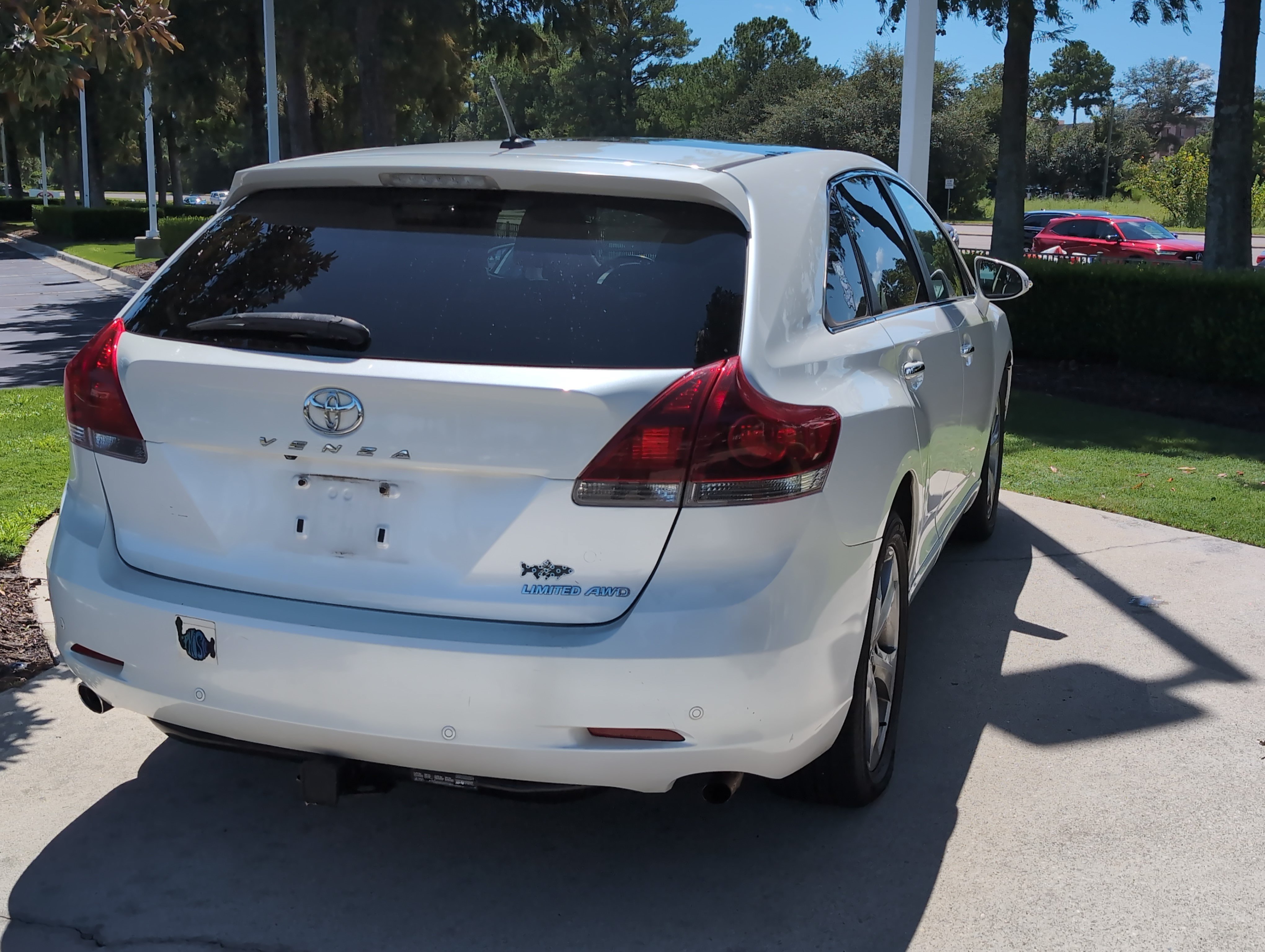 Used 2014 Toyota Venza Limited AWD/4WD image 10