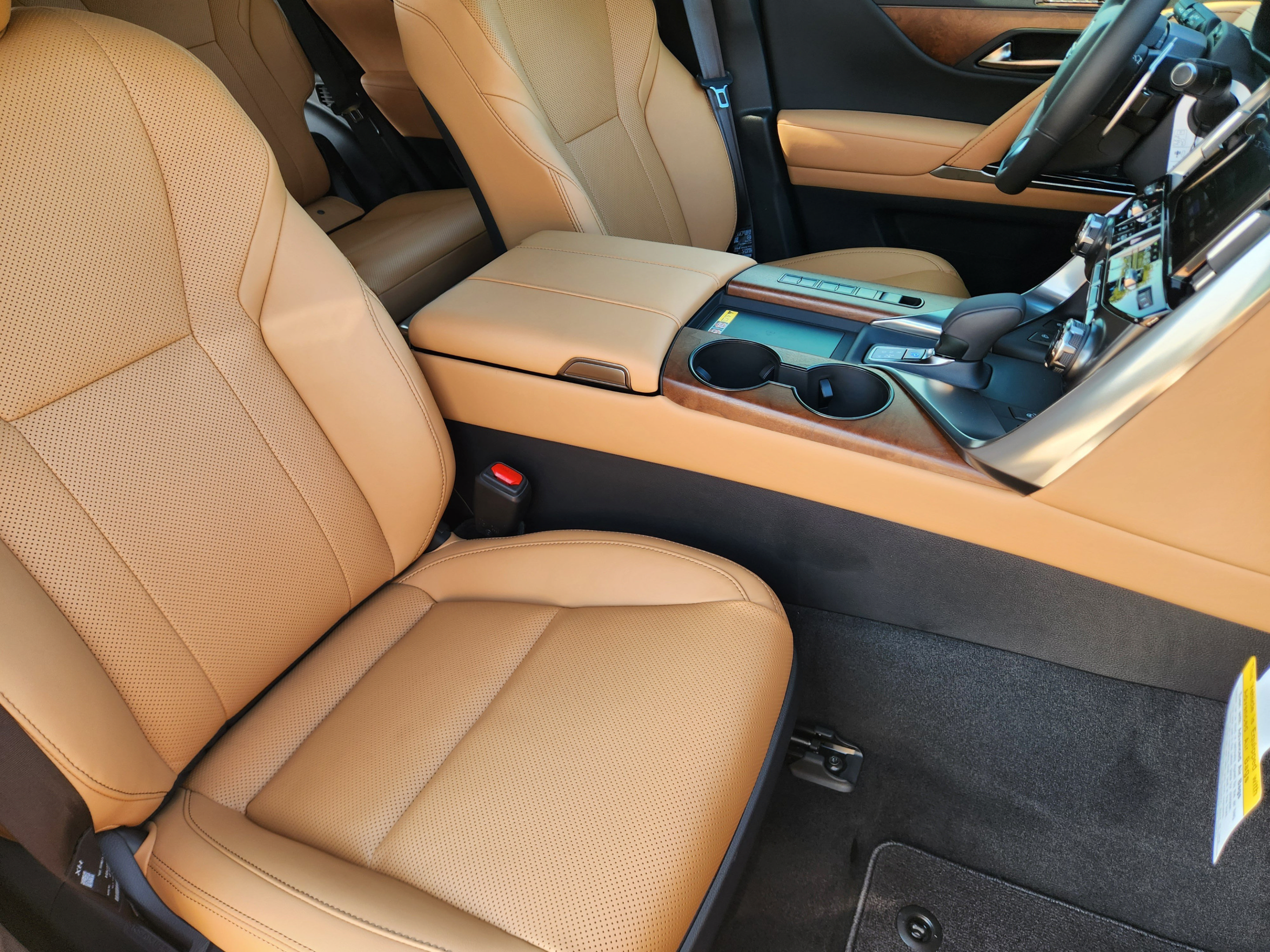 New 2026 Lexus LX 700h Luxury AWD/4WD image 6