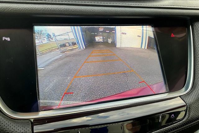 Used 2017 Cadillac XT5 Luxury w/ Driver Awareness Package image 21