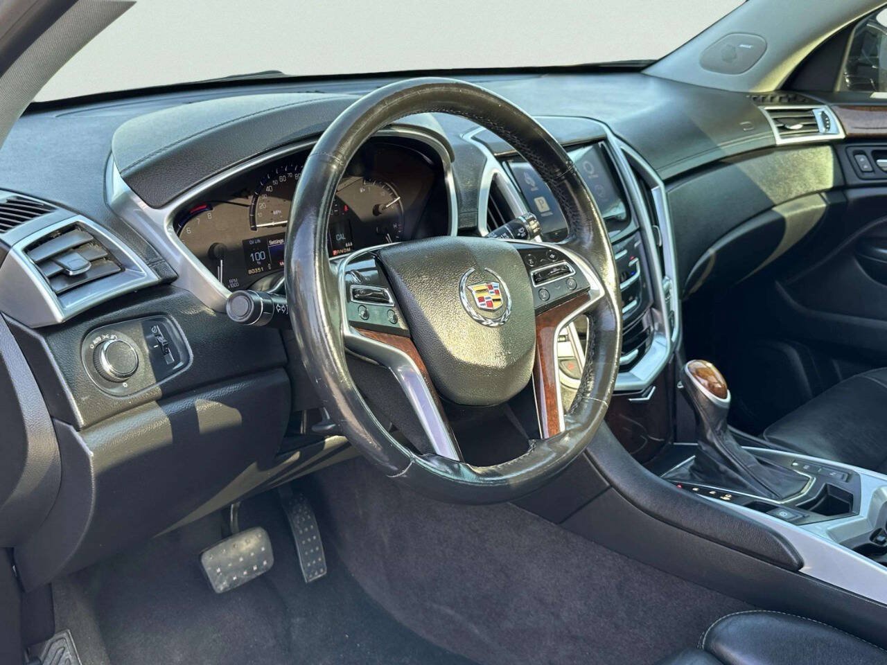 Used 2016 Cadillac SRX Luxury FWD image 13