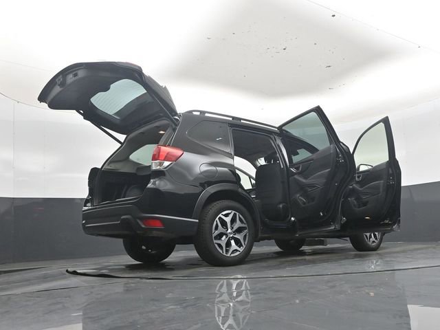 Used 2023 Subaru Forester Premium image 51