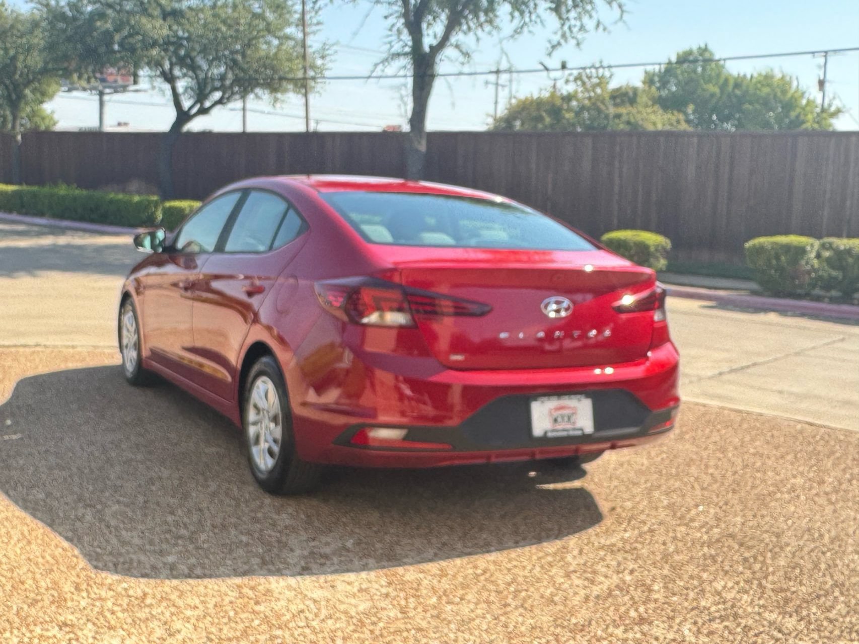 Used 2020 Hyundai Elantra SE FWD image 9