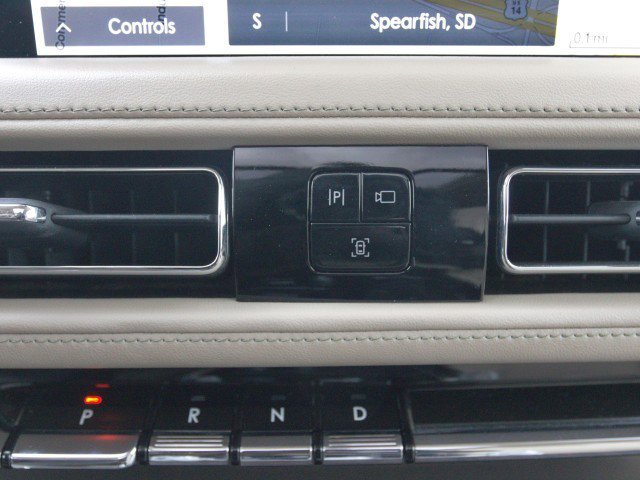 Used 2022 Lincoln Aviator Reserve w/ Equipment Group 201A image 26