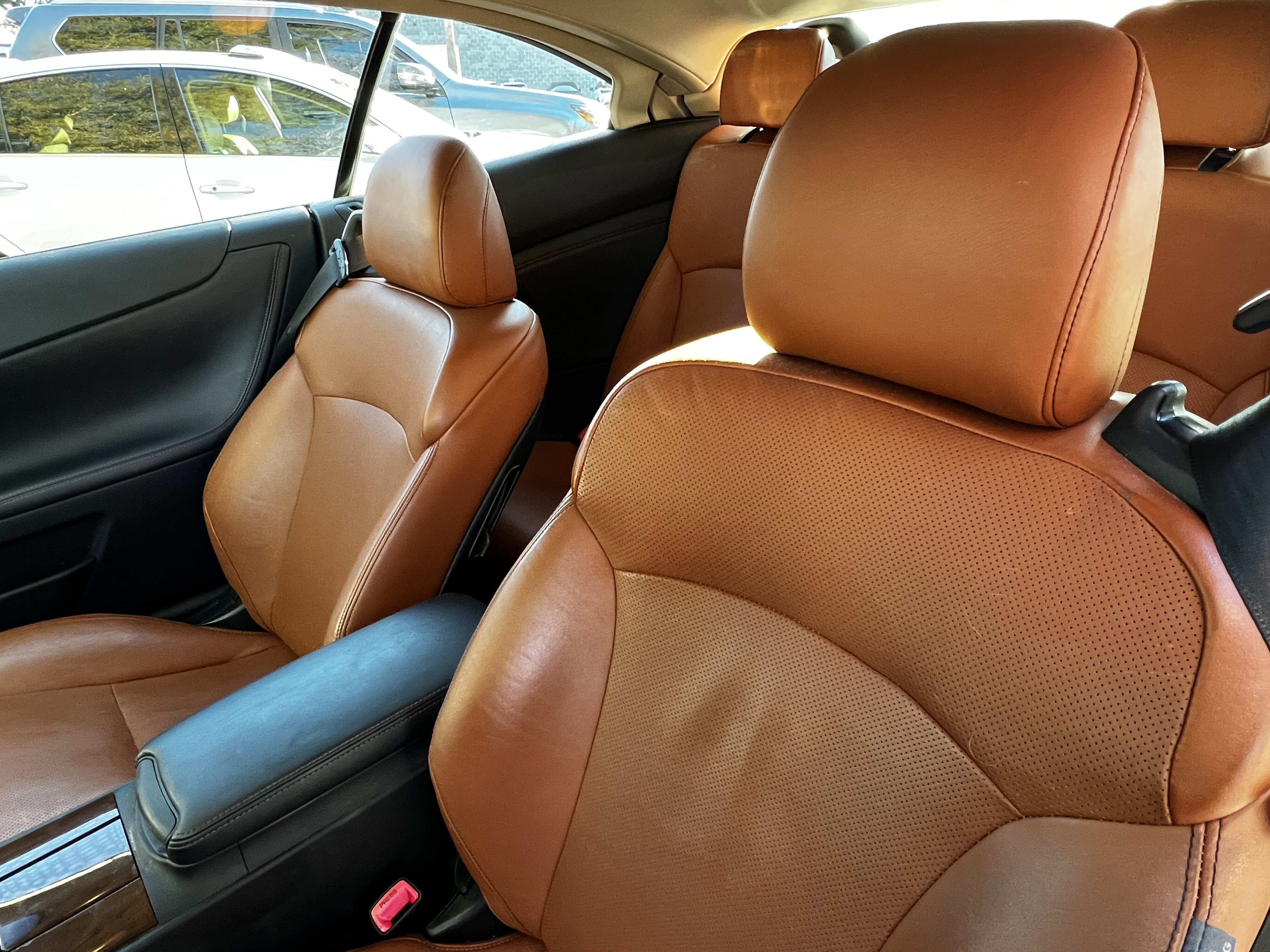 Used 2014 Lexus IS 250C image 18