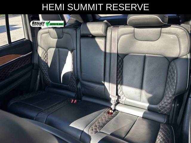 Used 2022 Jeep Grand Cherokee Summit AWD/4WD image 23