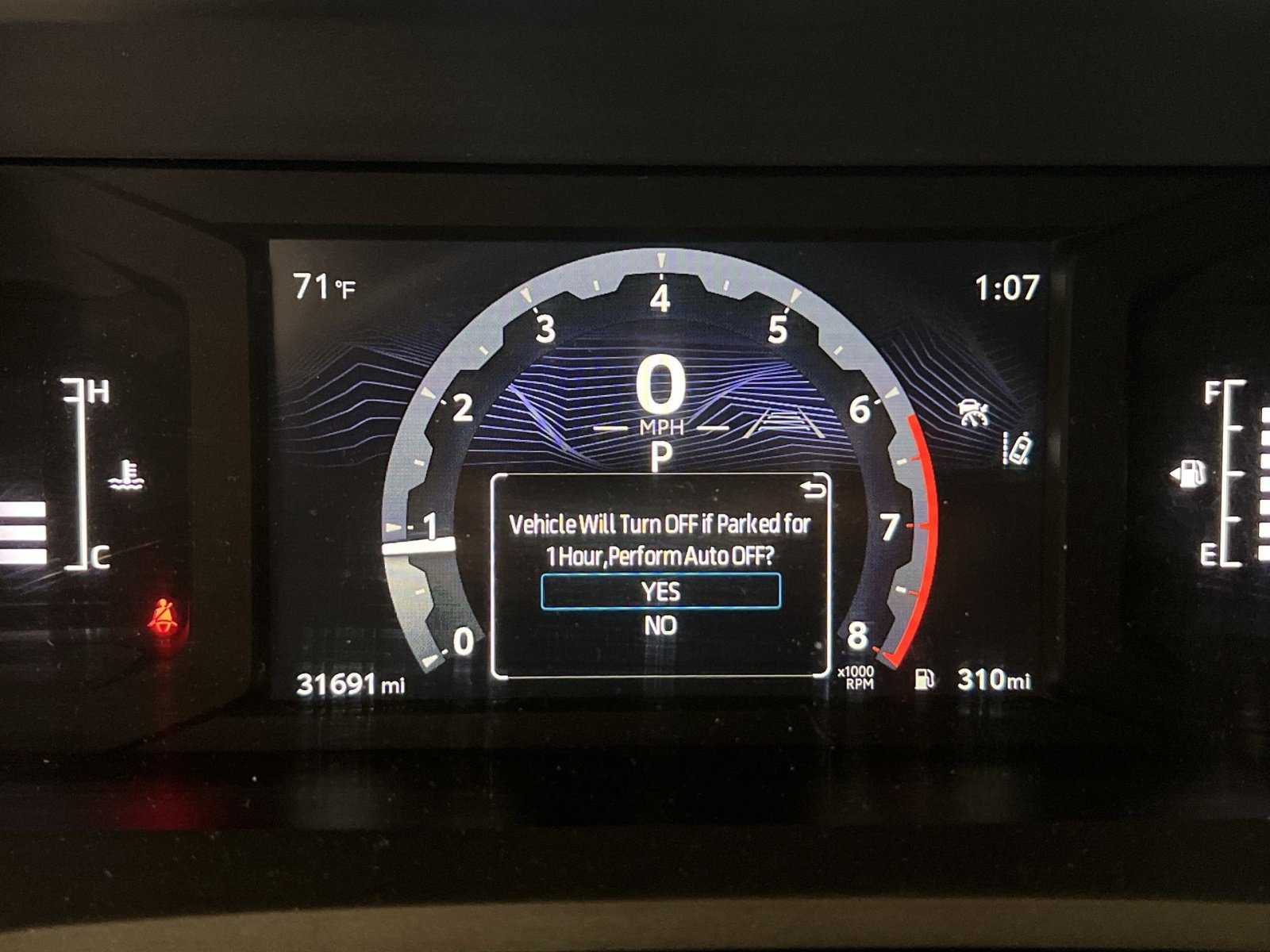 Used 2025 Toyota 4Runner SR5 AWD/4WD image 18