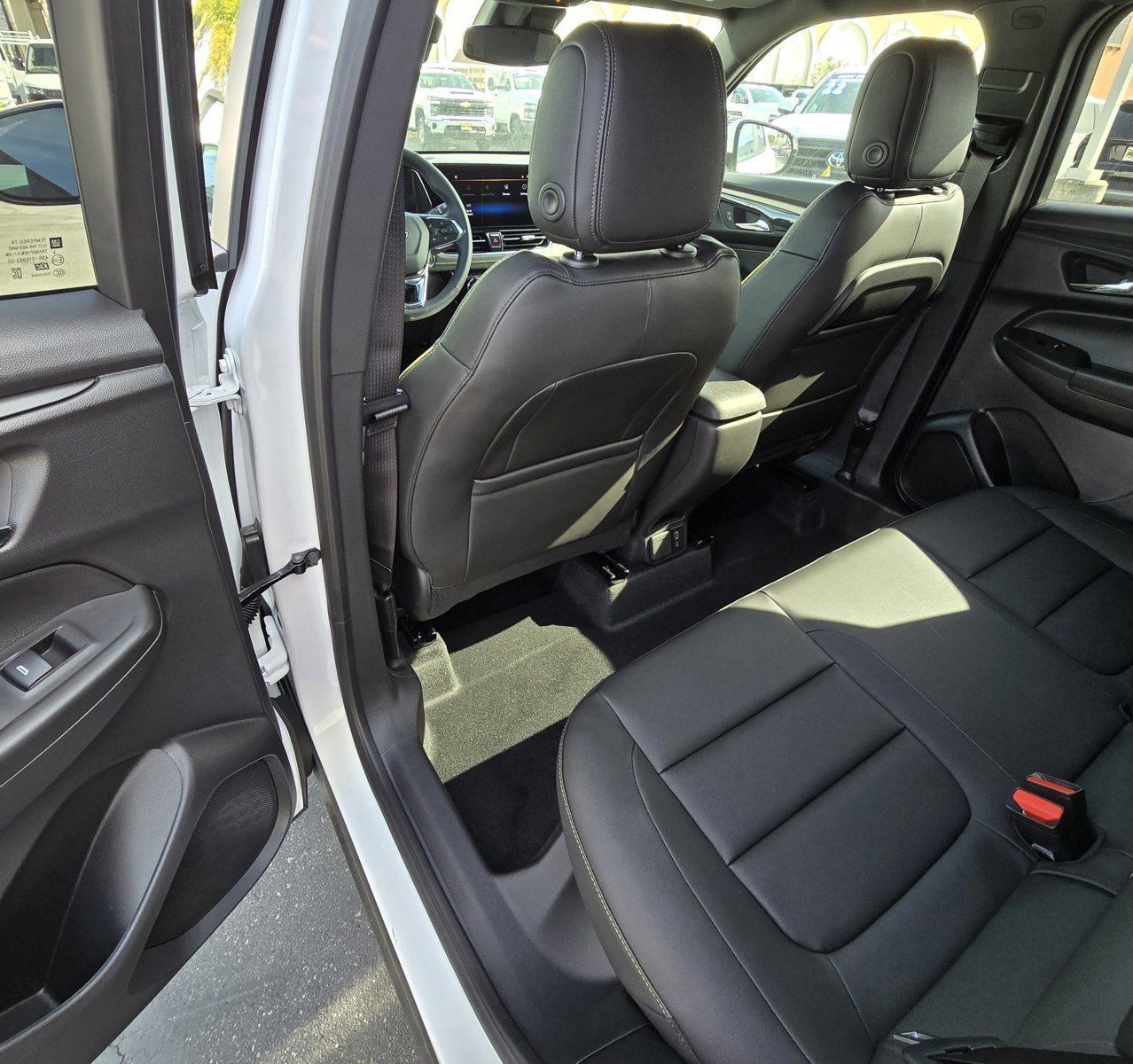 Used 2025 Chevrolet TrailBlazer ACTIV w/ Convenience Package FWD image 27