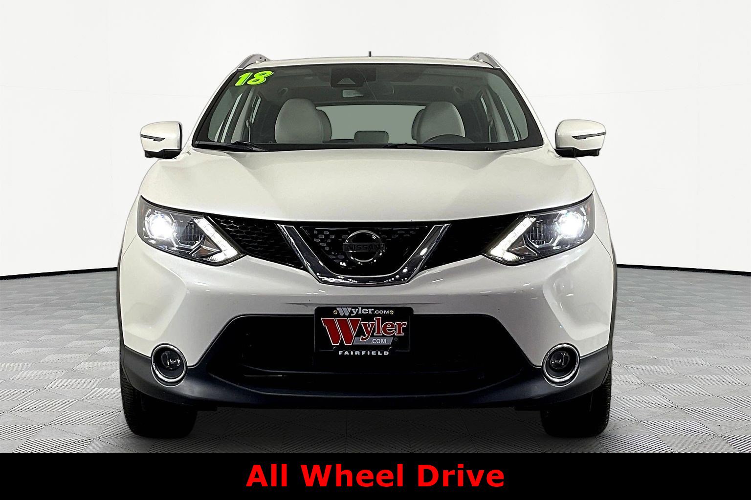 Certified 2018 Nissan Rogue Sport SL w/ SL Premium Package AWD/4WD image 2