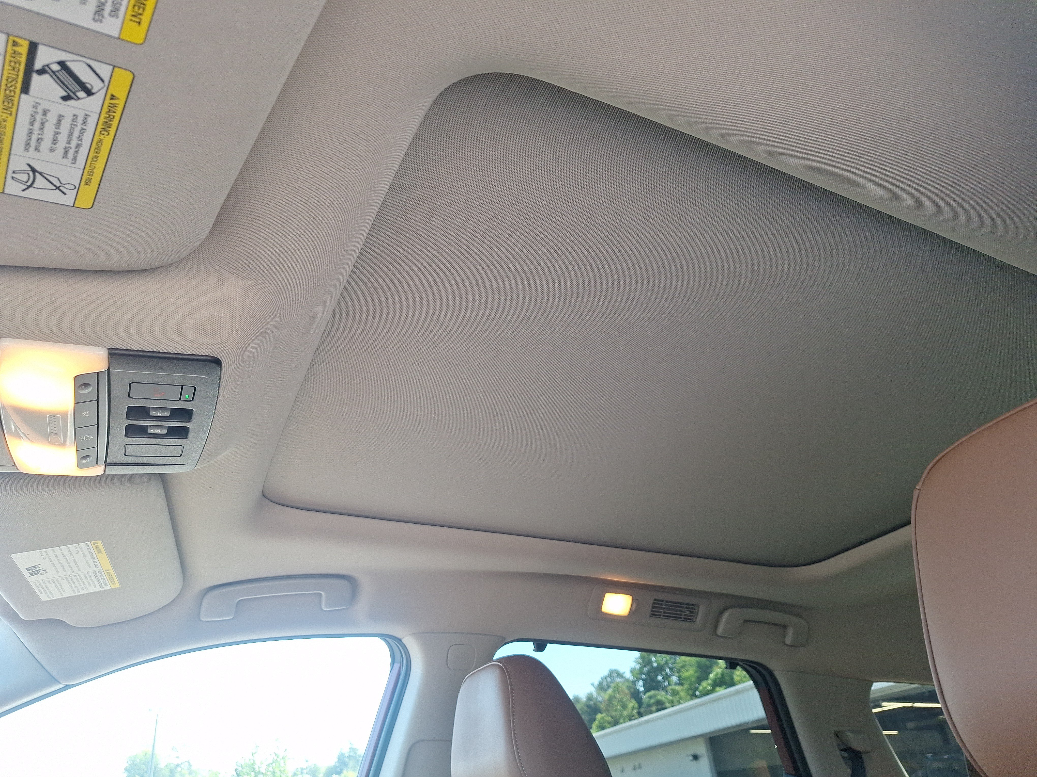 Used 2025 Nissan Pathfinder Platinum w/ Cargo Package FWD image 12