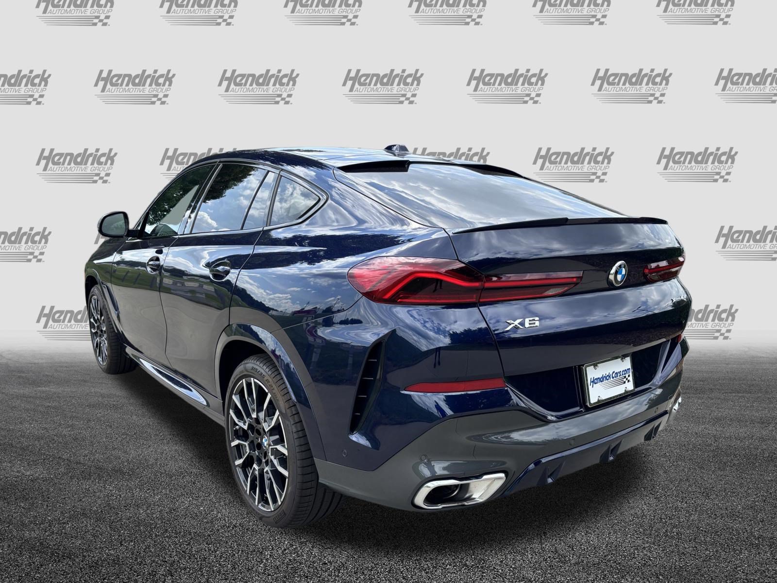 Certified 2026 BMW X6 xDrive40i AWD/4WD image 8