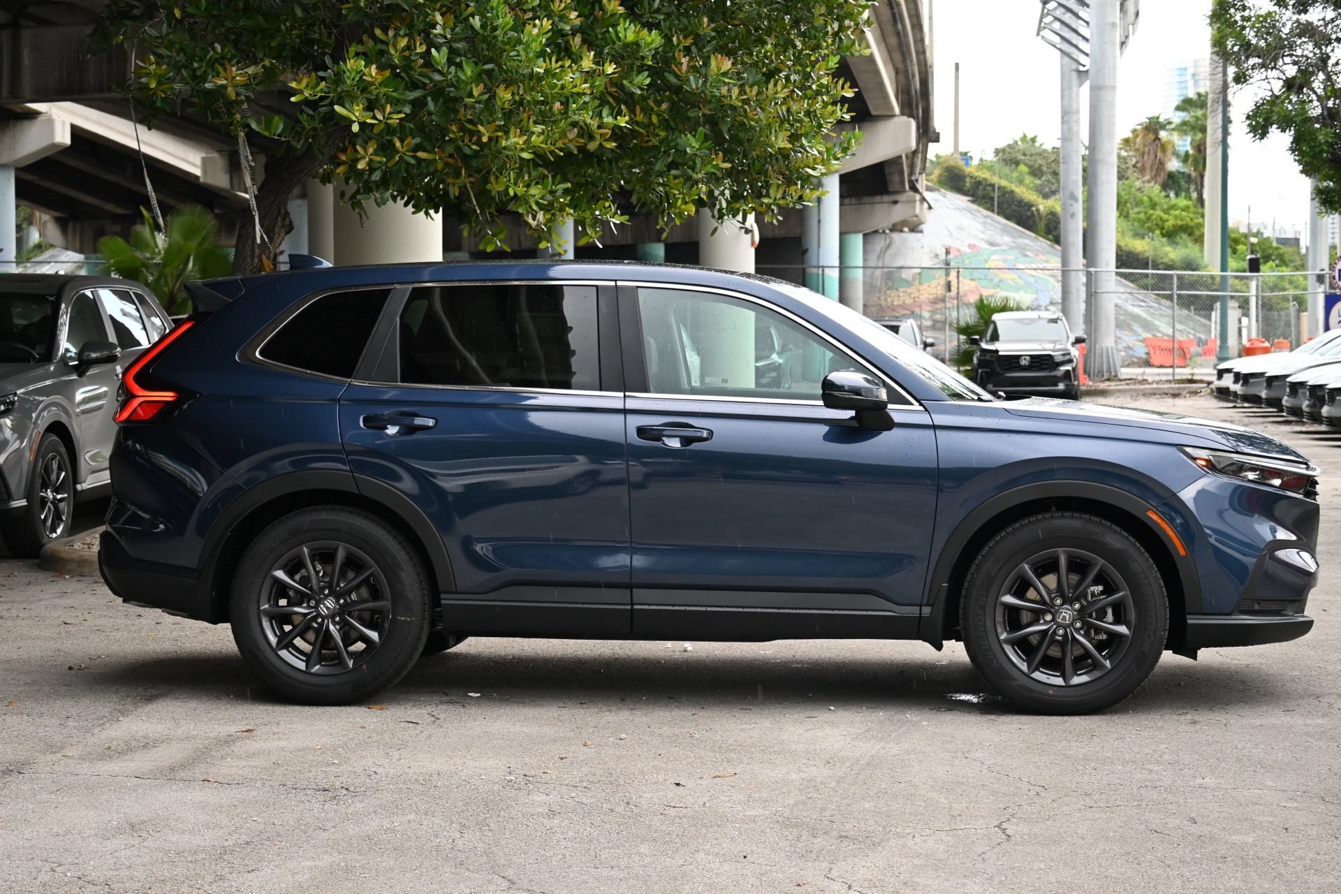 New 2026 Honda CR-V EX-L image 4
