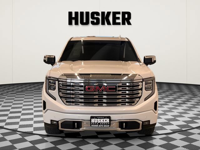 Certified 2022 GMC Sierra 1500 Denali w/ Denali Carbonpro Edition image 3