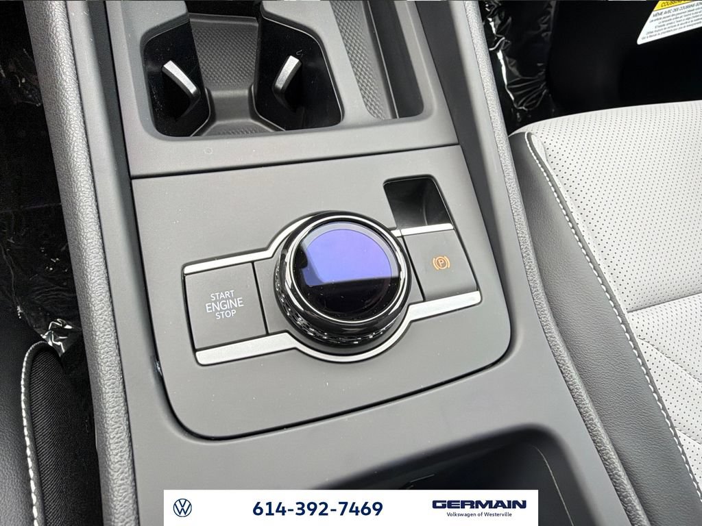 New 2026 Volkswagen Tiguan SE R-Line AWD/4WD image 25