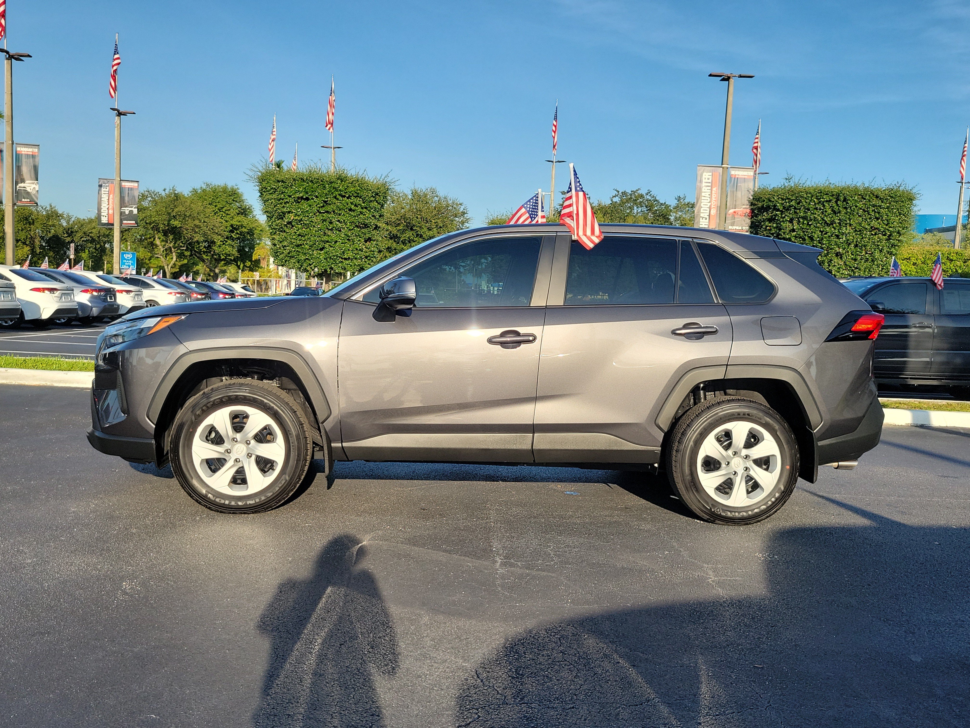 Used 2025 Toyota RAV4 LE FWD image 7