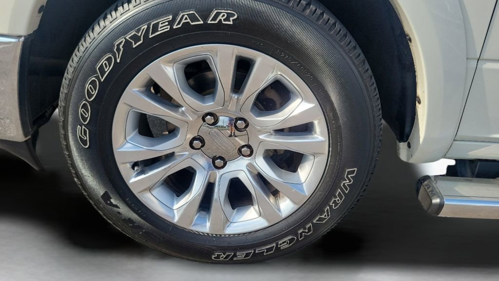 Used 2018 RAM 1500 Laramie Longhorn image 10