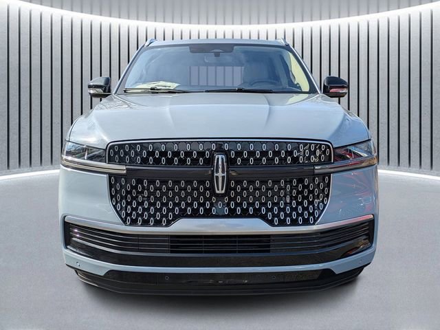 New 2025 Lincoln Navigator Reserve image 6