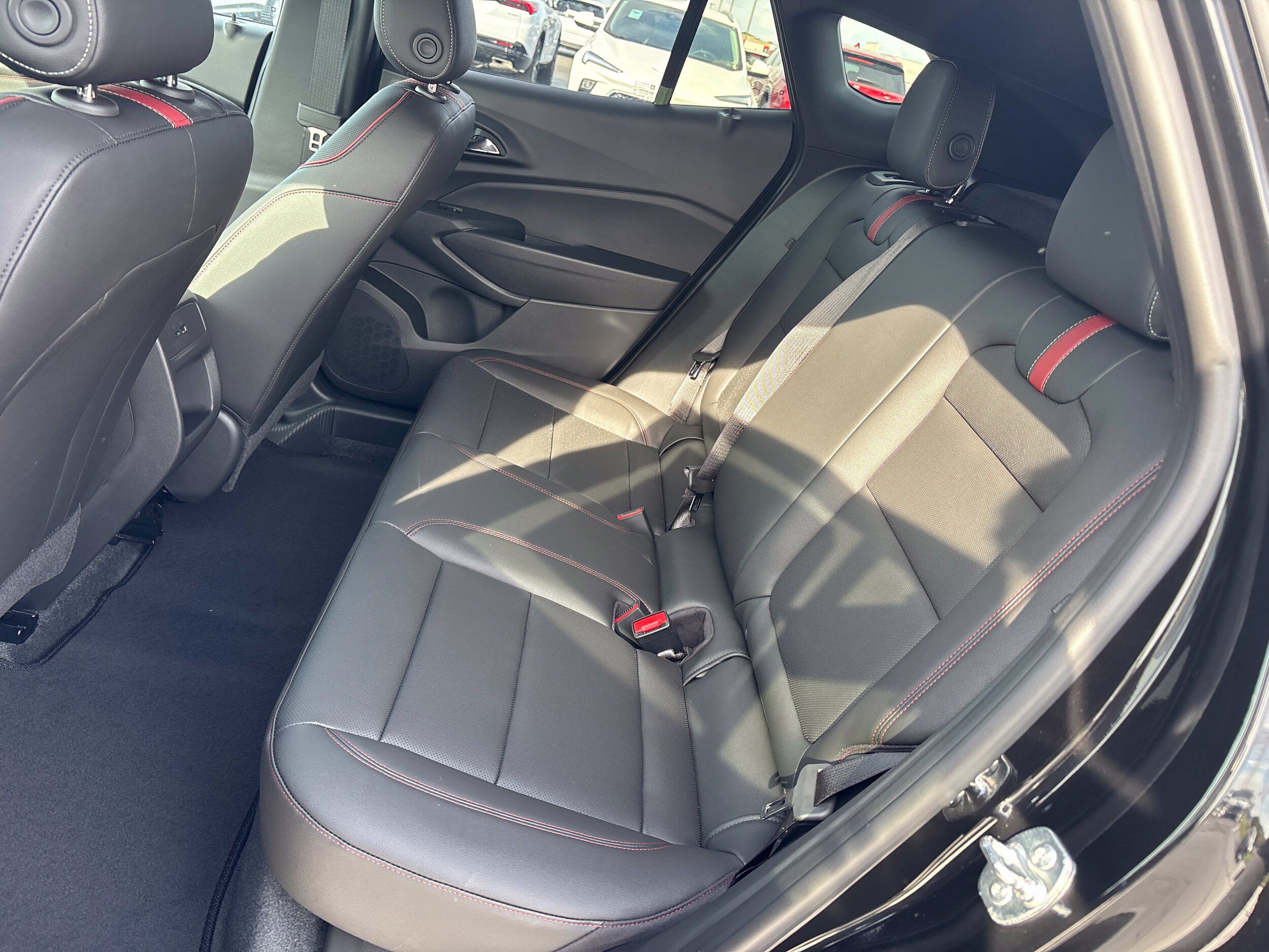 New 2026 Chevrolet Trax RS w/ Sunroof Package FWD image 10