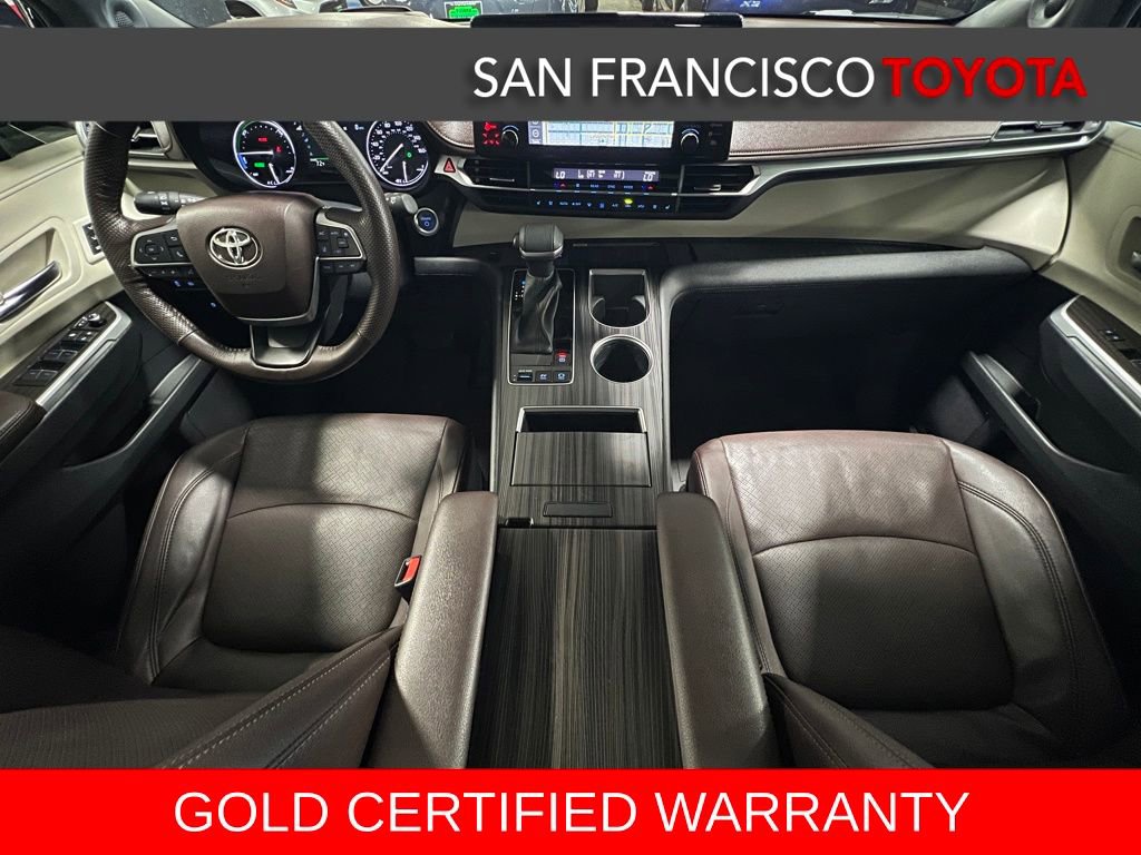 Certified 2022 Toyota Sienna Platinum image 26