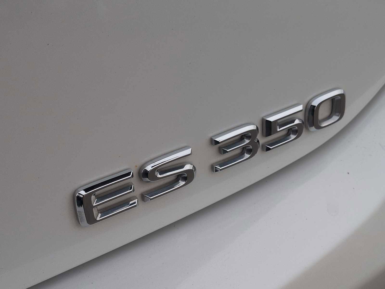 Used 2019 Lexus ES 350 w/ Premium Package image 13