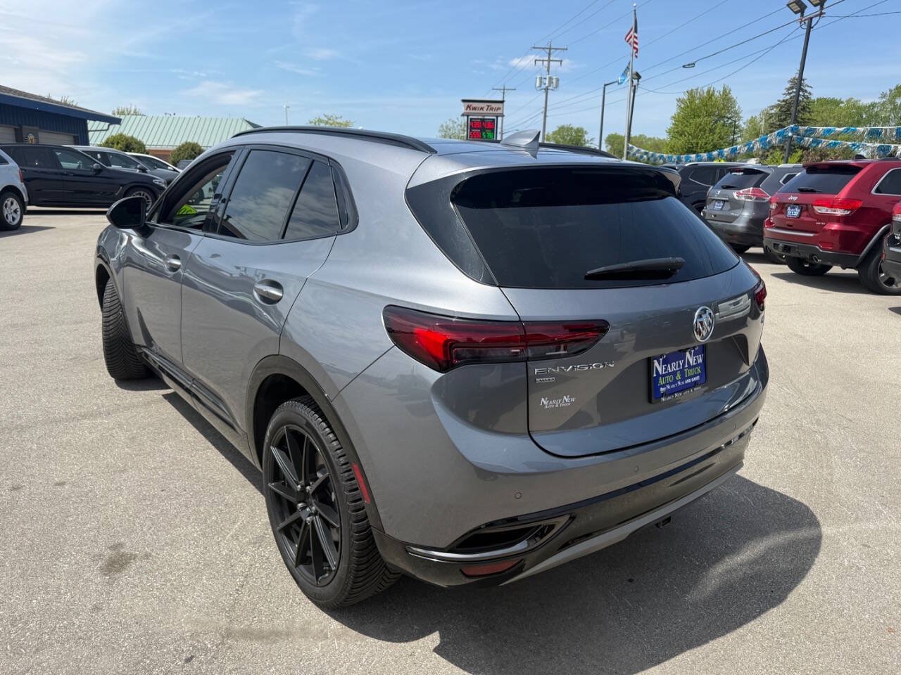 Used 2022 Buick Envision Essence w/ Sport Touring Package AWD/4WD image 6