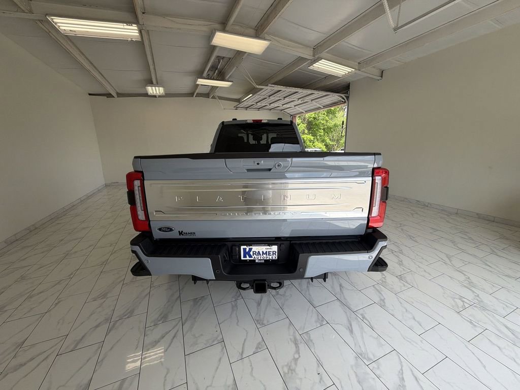 Used 2026 Ford F450 Lariat AWD/4WD image 7