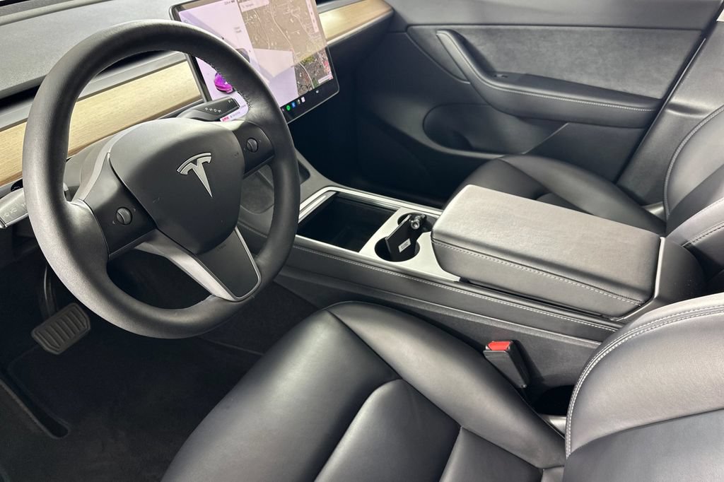 Used 2021 Tesla Model Y Long Range AWD/4WD image 10