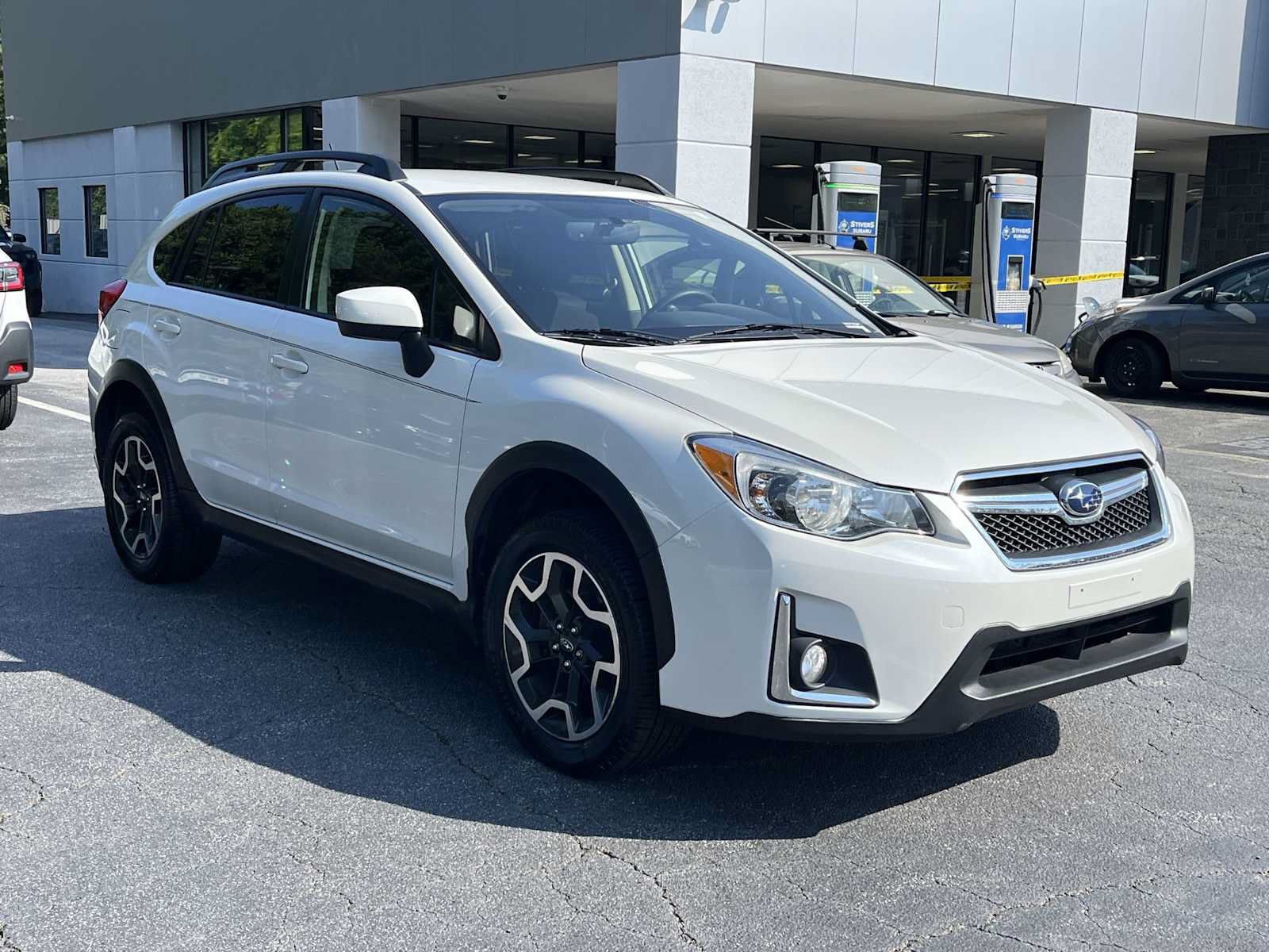 Used 2017 Subaru Crosstrek 2.0i Premium AWD/4WD image 5