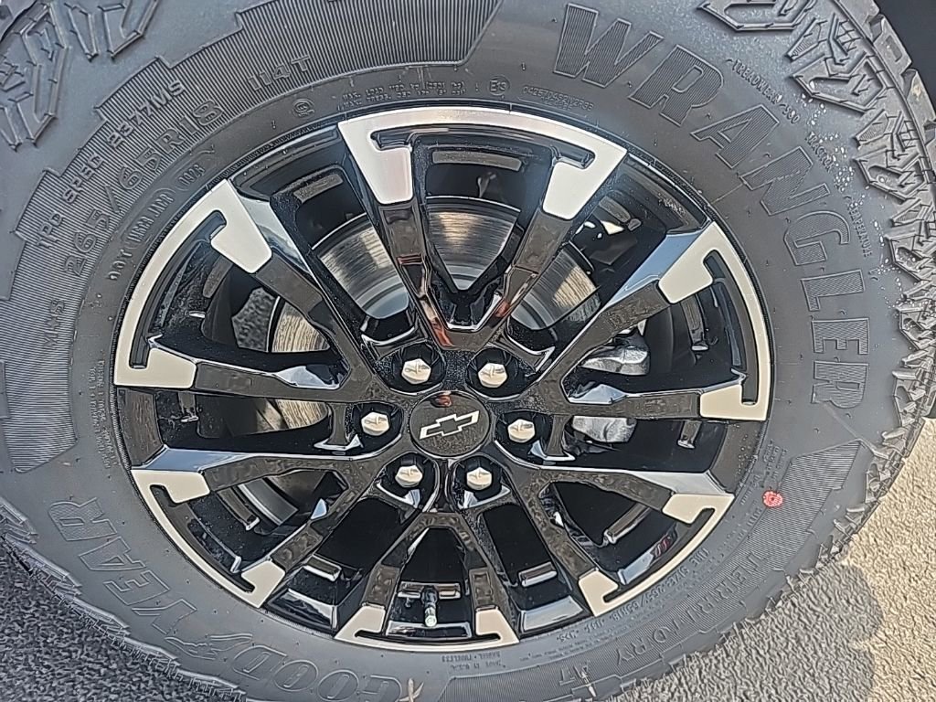 New 2026 Chevrolet Traverse Z71 image 10