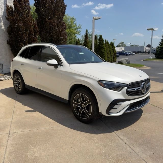 Used 2023 Mercedes-Benz GLC 300 4MATIC image 7