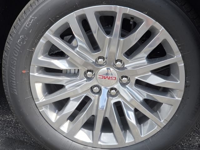 New 2026 GMC Yukon Denali w/ Advanced Technology Package AWD/4WD image 13