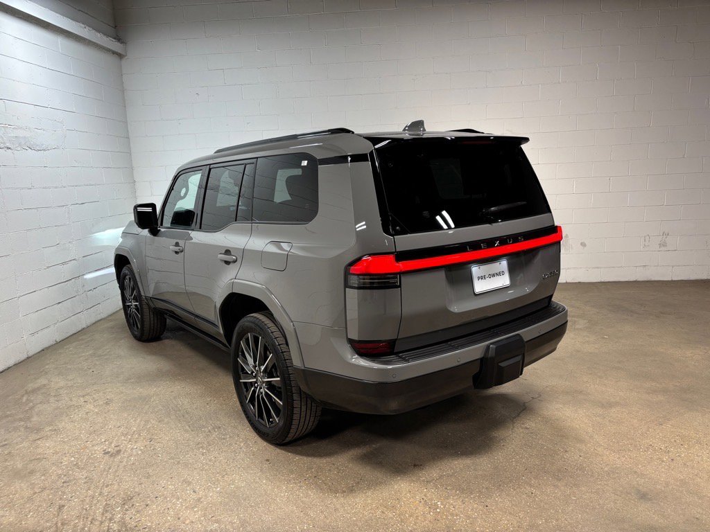 Used 2024 Lexus GX 550 image 9