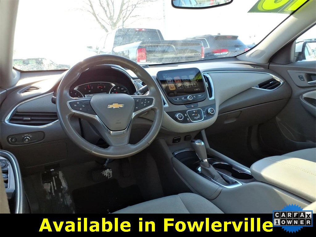 Used 2018 Chevrolet Malibu LT image 9