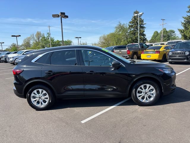 Used 2023 Ford Escape Active FWD image 28