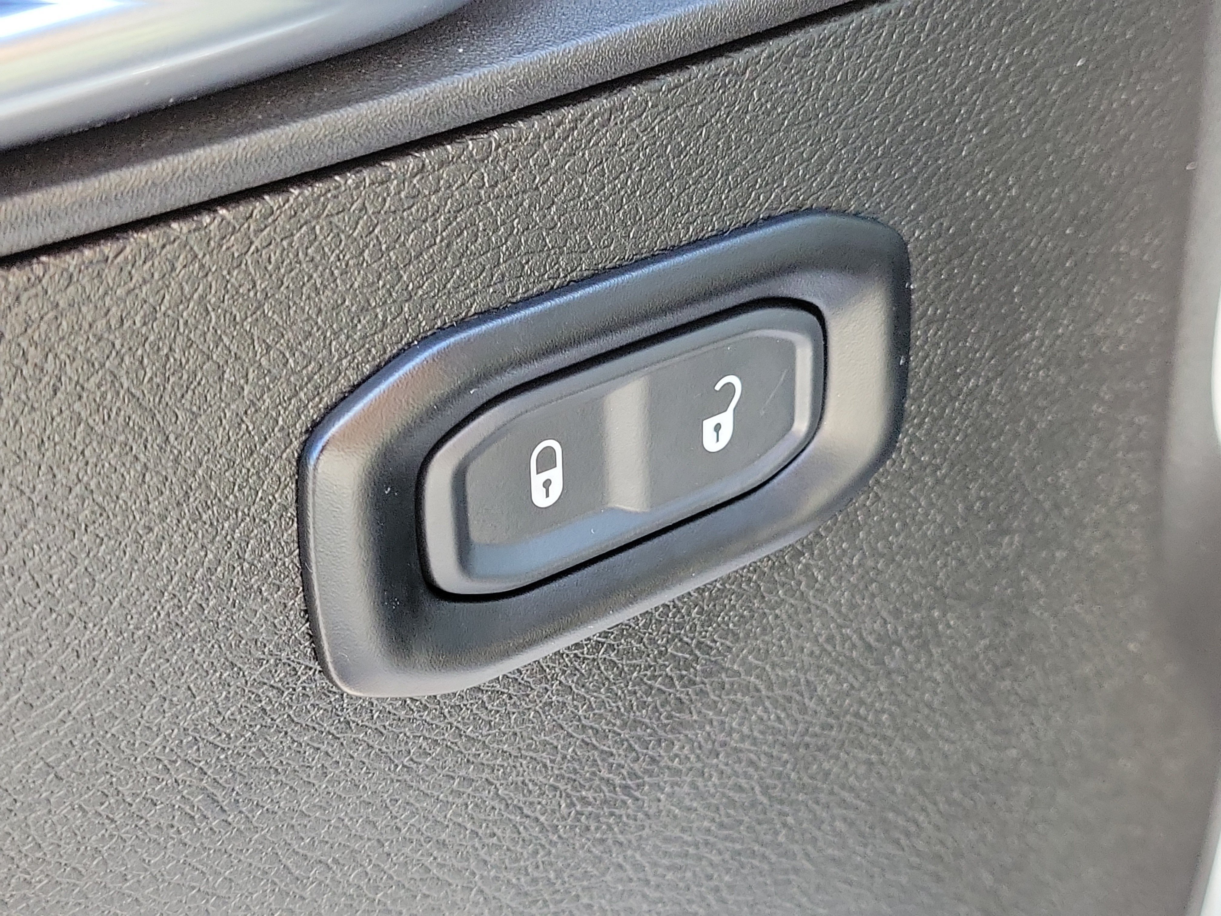 Used 2024 Jeep Wrangler Unlimited Sport AWD/4WD image 20