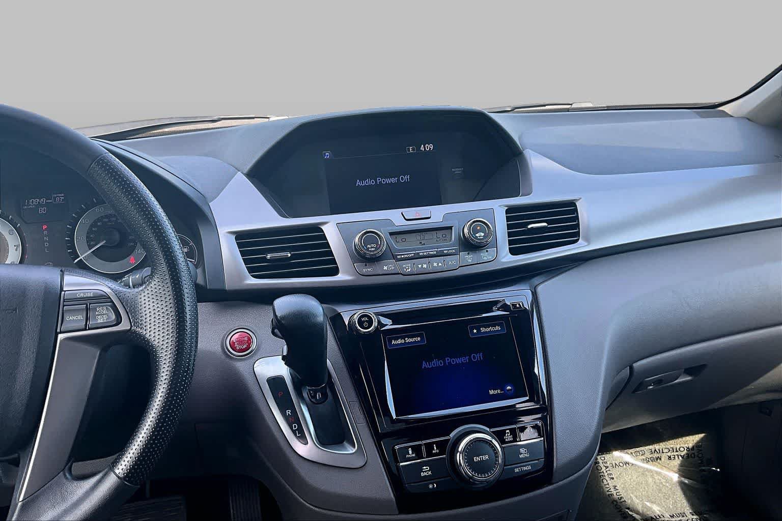 Used 2016 Honda Odyssey SE image 7