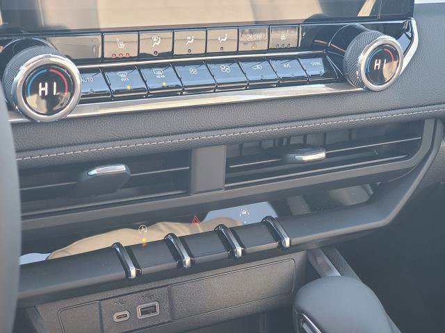 New 2026 Chevrolet Colorado LT image 16