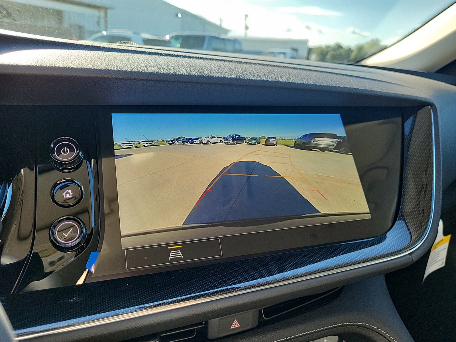 Used 2023 Buick Envision Essence FWD image 21