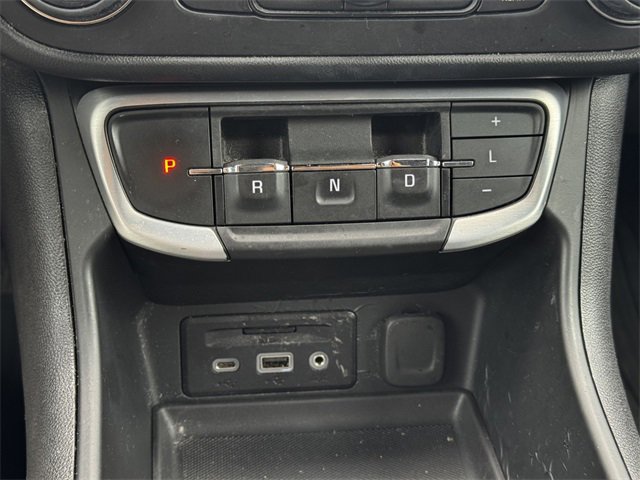 Used 2022 GMC Terrain SLE w/ Driver Convenience Package image 32