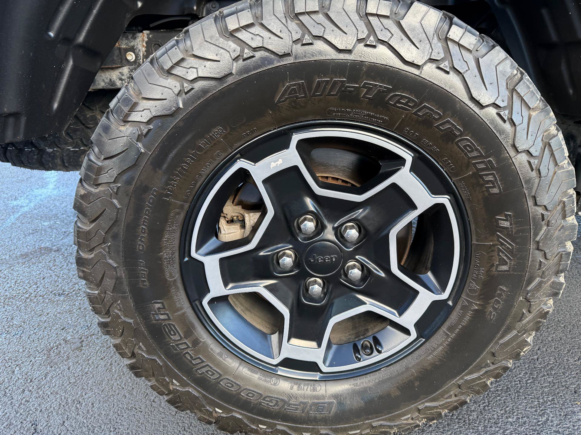 Used 2021 Jeep Gladiator Mojave AWD/4WD image 11