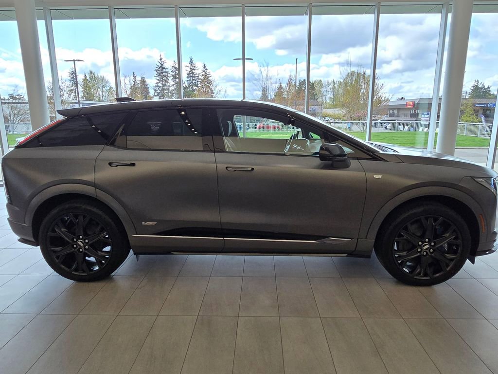 New 2026 Cadillac Optiq V w/ Magnus Launch Edition AWD/4WD image 6