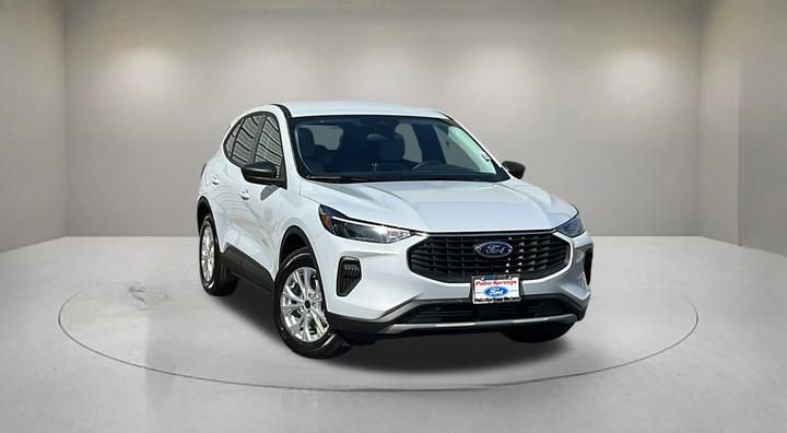 New 2025 Ford Escape Active