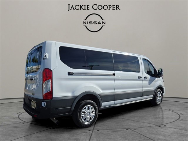 Used 2023 Ford Transit 350 XLT image 5