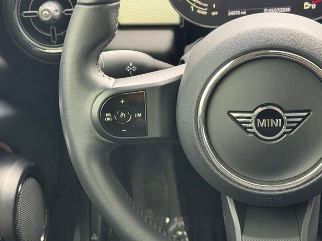 Certified 2024 MINI Cooper 2-Door Hardtop FWD image 22