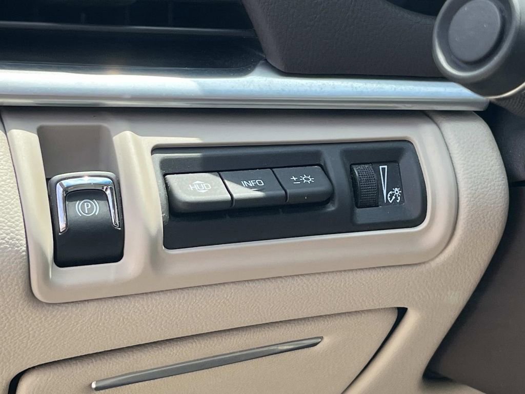 Used 2017 Cadillac XTS Premium Luxury FWD image 25
