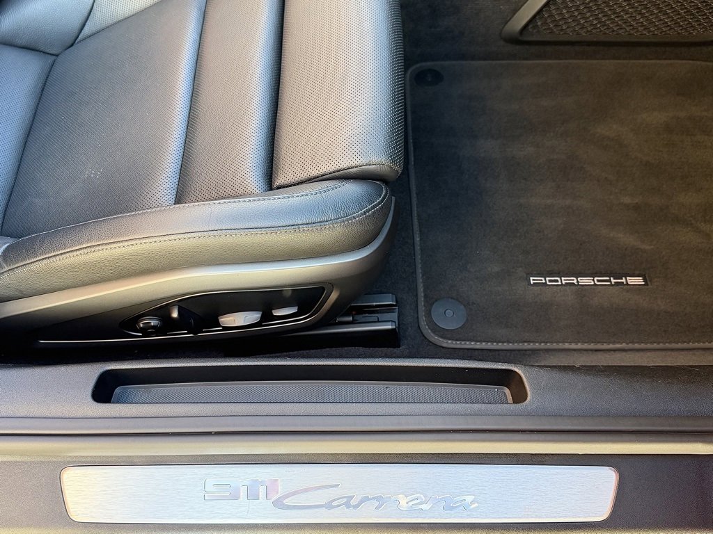 Certified 2021 Porsche 911 Carrera image 24
