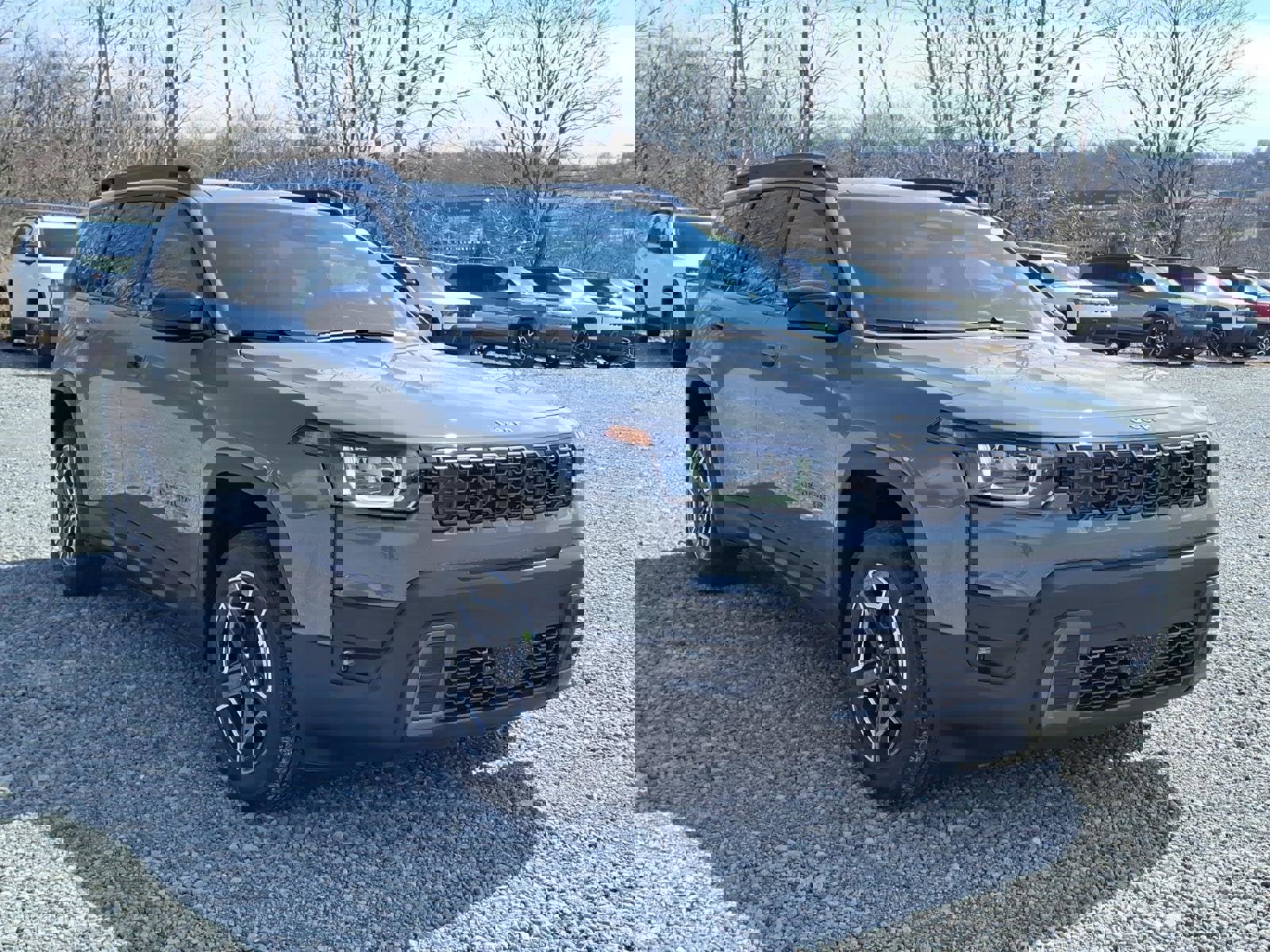 New 2026 Jeep Cherokee Laredo image 4