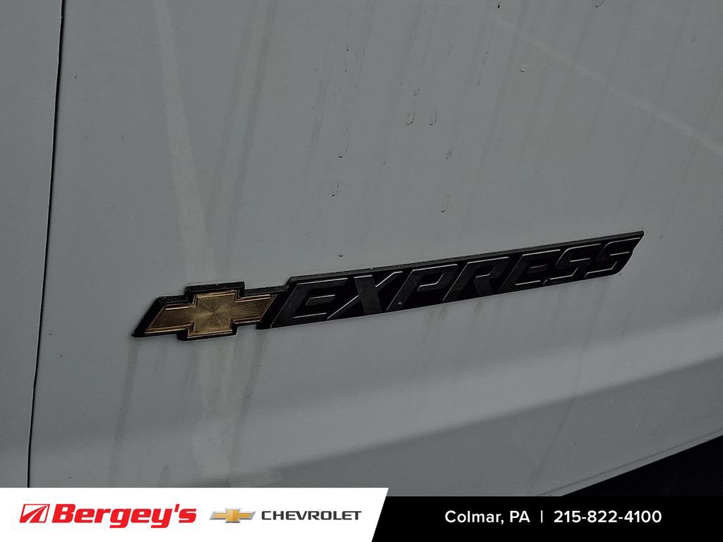 New 2025 Chevrolet Express 2500 w/ Driver Convenience Package RWD image 19