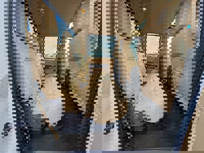 Used 2013 Ford F450 Lariat w/ Lariat Ultimate Pkg image 15